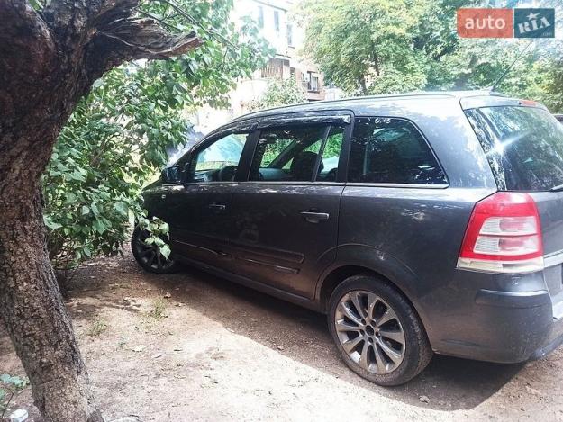 Opel Zafira, 2011г. 1.7л. дизель Одеса в кредит