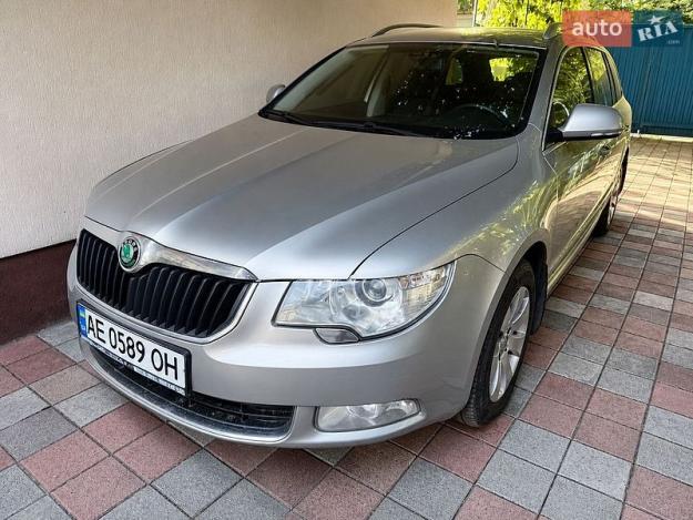 Skoda Superb, 2012г. 1.8л. бензин Дніпро в кредит