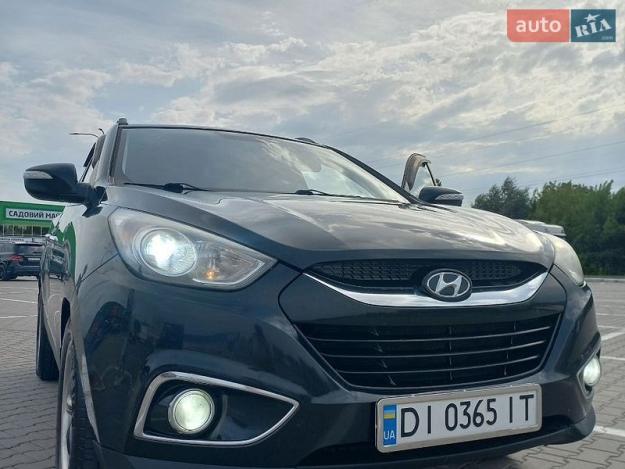 Hyundai Ix35, 2012г. 2.0л. бензин Чернівці в кредит