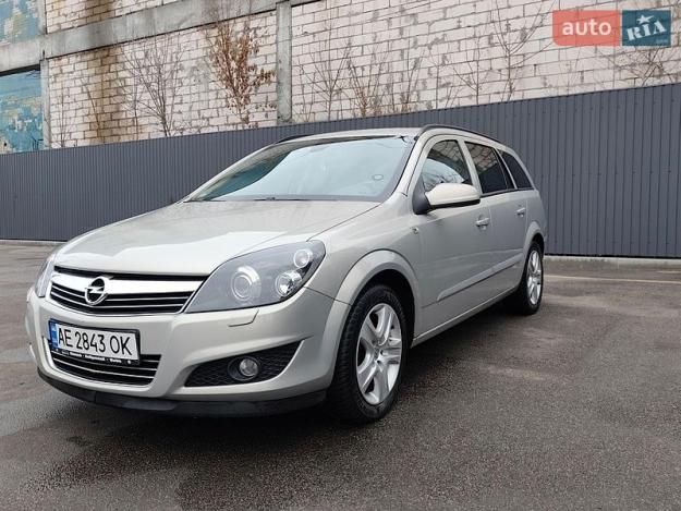 Opel Astra, 2008г. 1.6л. бензин Дніпро в кредит