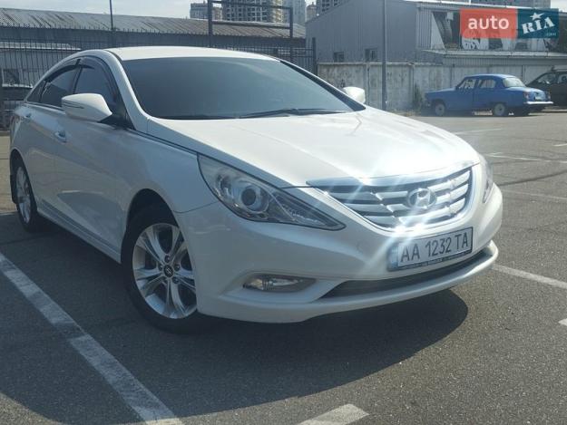Hyundai Sonata, 2012г. 2.0л. бензин Київ в кредит