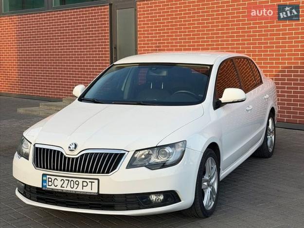 Skoda Superb, 2015г. 1.6л. дизель Львів в кредит