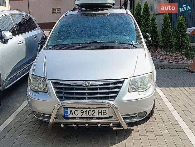 Chrysler Voyager, 2005г. 2.8л. дизель Луцьк в кредит