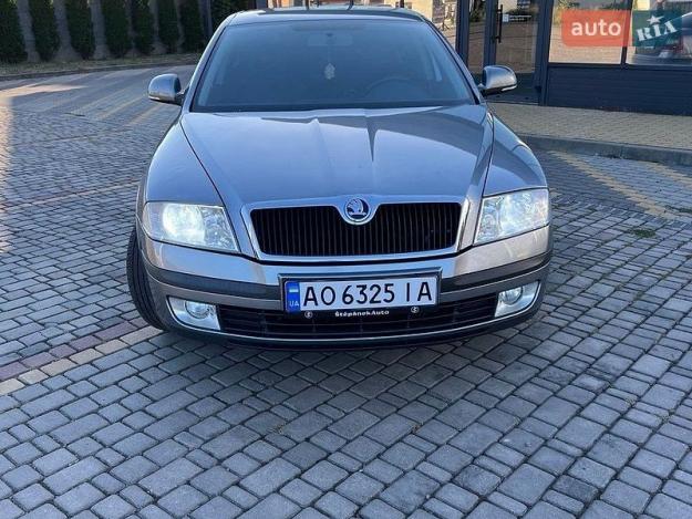 Skoda Octavia, 2012г. 1.6л. бензин Ужгород в кредит