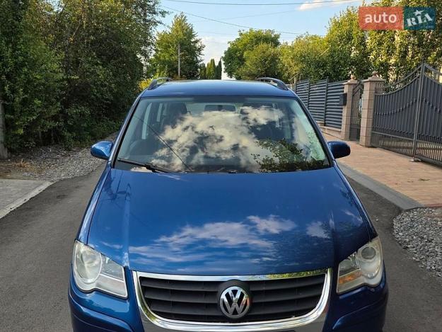 Volkswagen Touran, 2009г. 1.4л. бензин Тернопіль в кредит