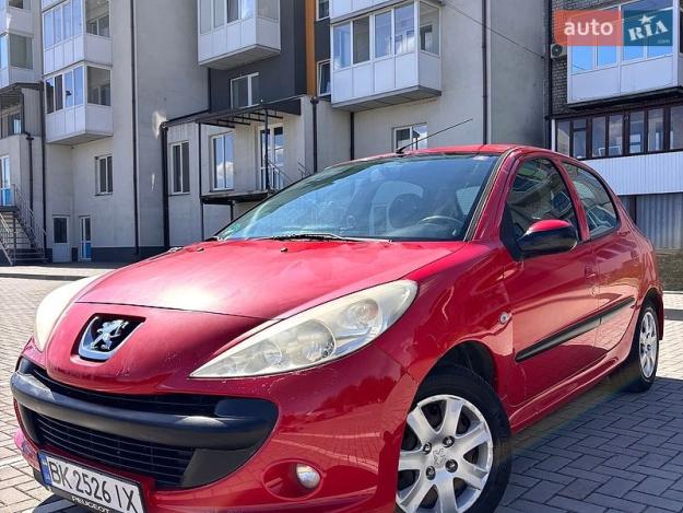 Peugeot 206 plus, 2009г. 1.1л. бензин Рівне в кредит