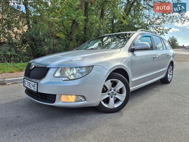 Skoda Superb, 2013г. 2.0л. дизель Львів в кредит