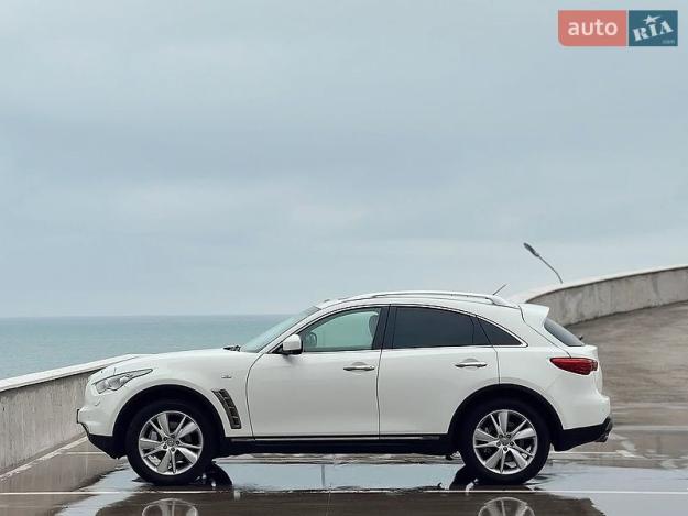 Infiniti Fx 37, 2012г. 3.7л. бензин Дніпро в кредит