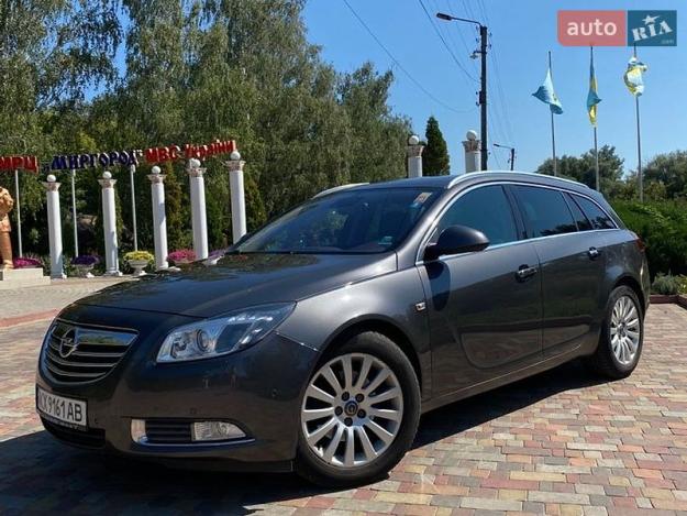 Opel Insignia, 2011г. 2.0л. дизель Полтава в кредит