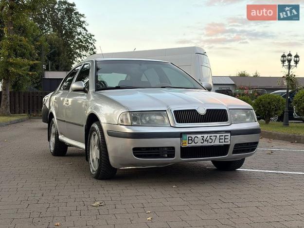 Skoda Octavia, 2001г. 1.6л. бензин Львів в кредит