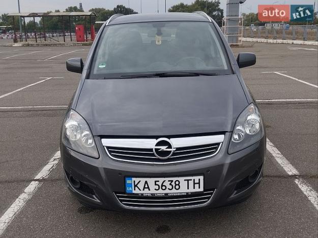 Opel Zafira, 2012г. 1.6л. бензин Київ в кредит