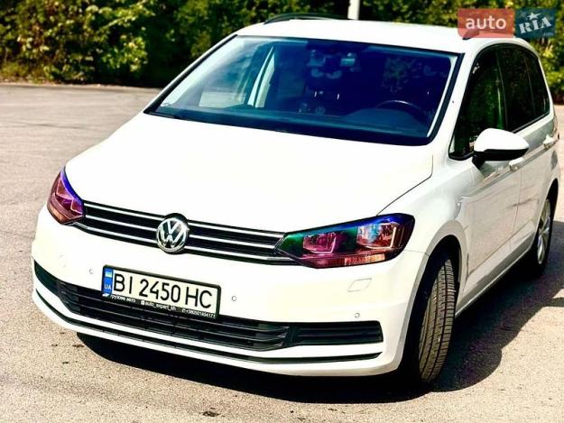 Volkswagen Touran, 2016г. 1.2л. бензин Полтава в кредит