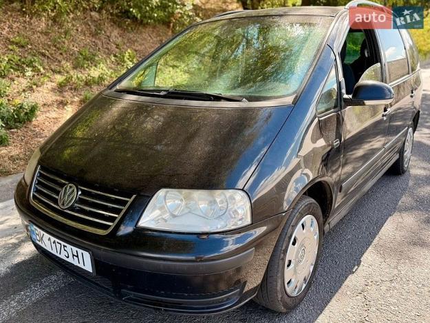 Volkswagen Sharan, 2006г. 2.0л. бензин Рівне в кредит