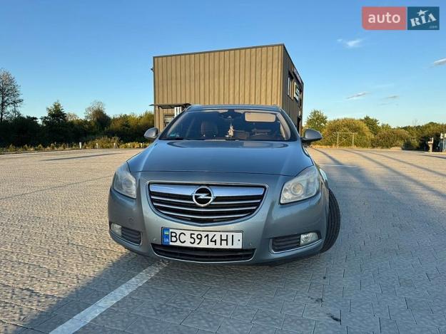Opel Insignia, 2010г. 2.0л. дизель Львів в кредит