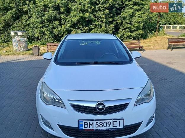 Opel Astra, 2010г. 1.4л. бензин Київ в кредит