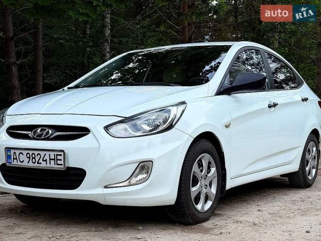 Hyundai Accent, 2012г. 1.4л. бензин Луцьк в кредит