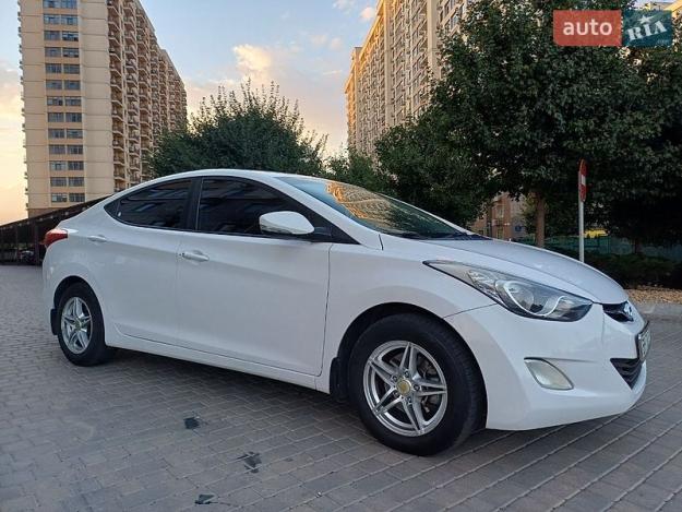 Hyundai Elantra, 2013г. 1.6л. бензин Одеса в кредит