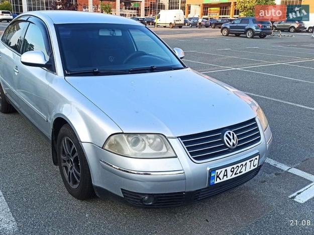 Volkswagen Passat, 2004г. 2.0л. бензин Київ в кредит