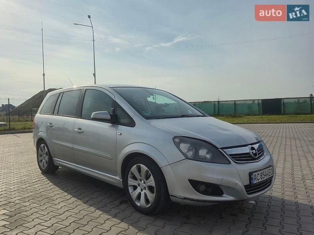 Opel Zafira, 2008г. 1.9л. дизель Луцьк в кредит