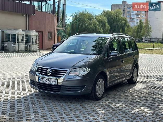 Volkswagen Touran, 2006г. 1.4л. бензин Чернівці в кредит