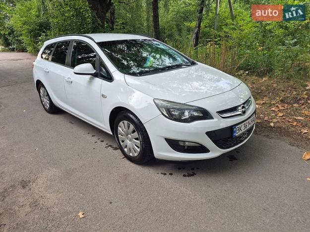 Opel Astra, 2015г. 1.6л. дизель Рівне в кредит