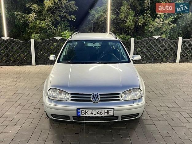 Volkswagen Golf, 2005г. 1.6л. бензин Рівне в кредит