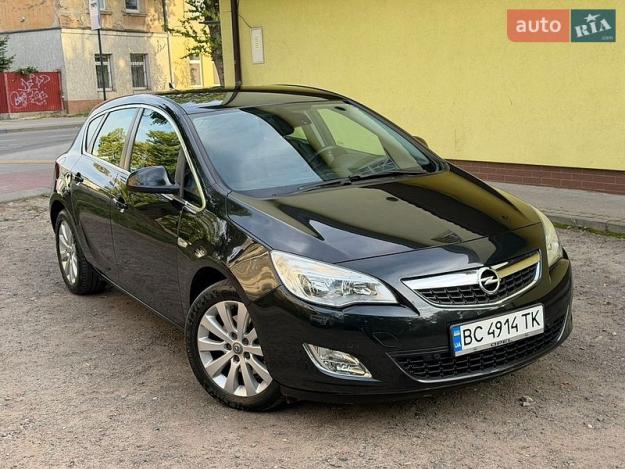 Opel Astra, 2011г. 1.6л. бензин Львів в кредит