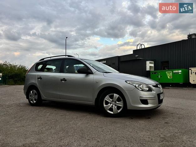Hyundai I30, 2009г. 1.4л. бензин Львів в кредит