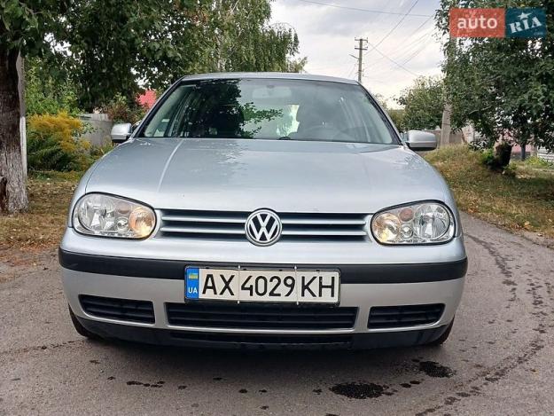 Volkswagen Golf, 2003г. 1.4л. бензин Полтава в кредит