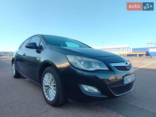 Opel Astra, 2010г. 1.4л. бензин Львів в кредит