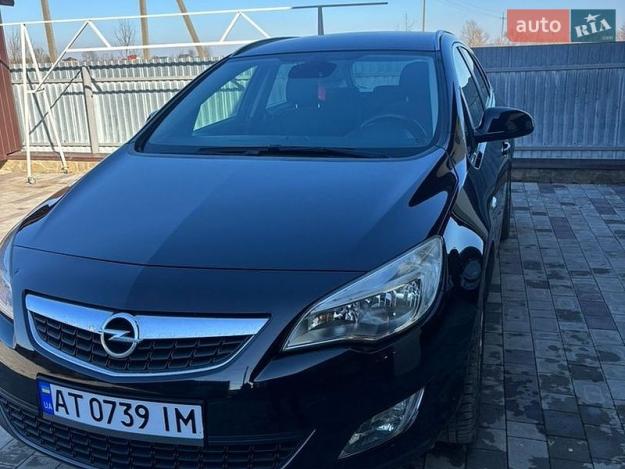 Opel Astra, 2011г. 1.4л. бензин Івано-Франківськ в кредит