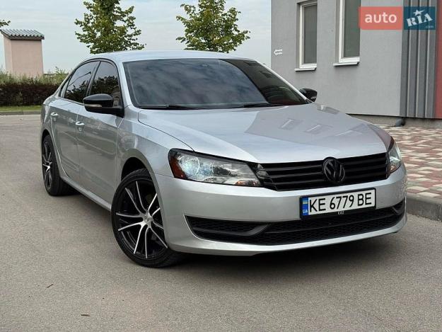 Volkswagen Passat, 2014г. 1.8л. бензин Дніпро в кредит
