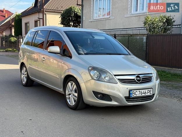 Opel Zafira, 2010г. 1.7л. дизель Ужгород в кредит