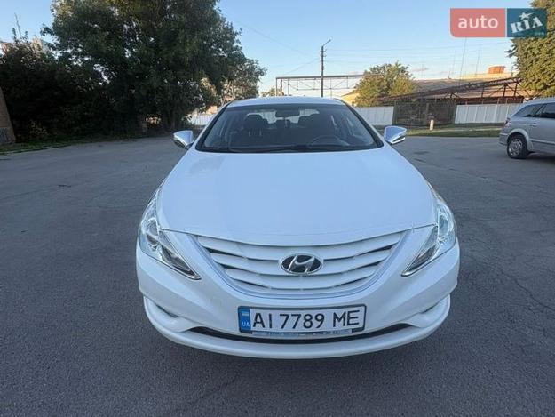 Hyundai Sonata, 2011г. 2.0л. бензин Київ в кредит