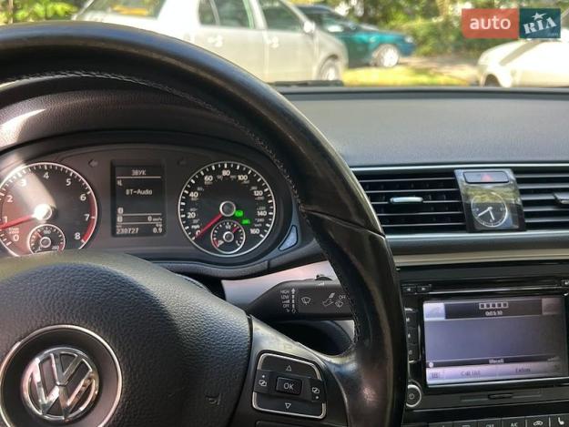 Volkswagen Passat, 2012г. 2.5л. бензин Львів в кредит