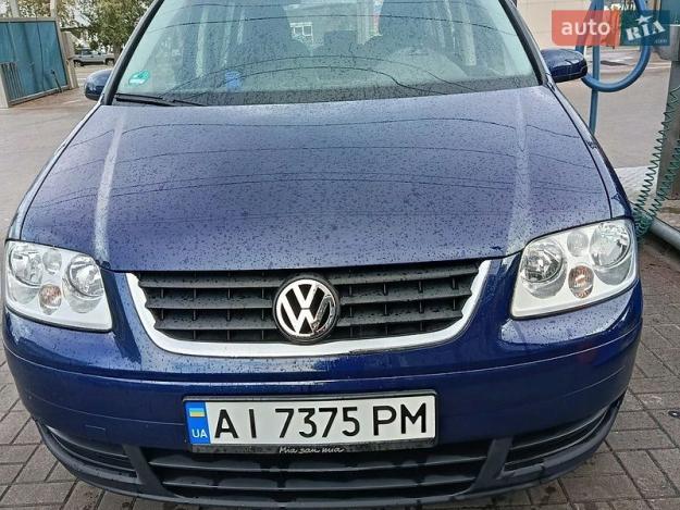 Volkswagen Touran, 2006г. 1.6л. бензин Київ в кредит