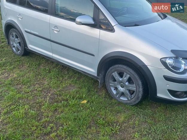 Volkswagen Touran, 2007г. 1.4л. бензин Чернівці в кредит