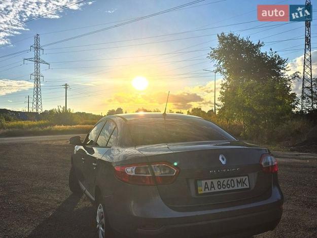 Renault Fluence, 2012г. 1.6л. бензин Київ в кредит