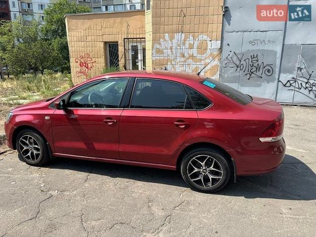 Volkswagen Polo, 2012г. 1.6л. бензин Київ в кредит