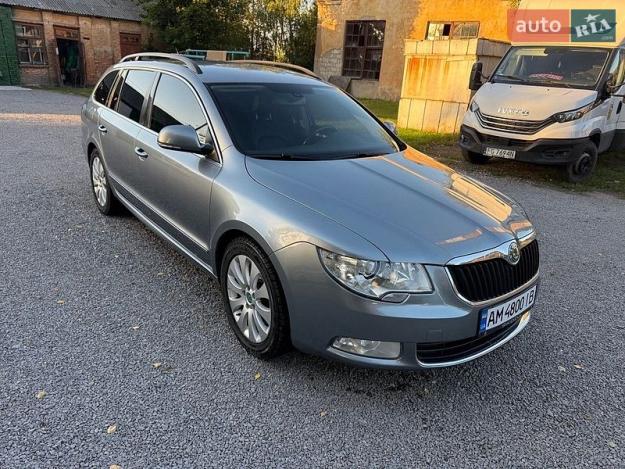 Skoda Superb, 2011г. 2.0л. дизель Житомир в кредит