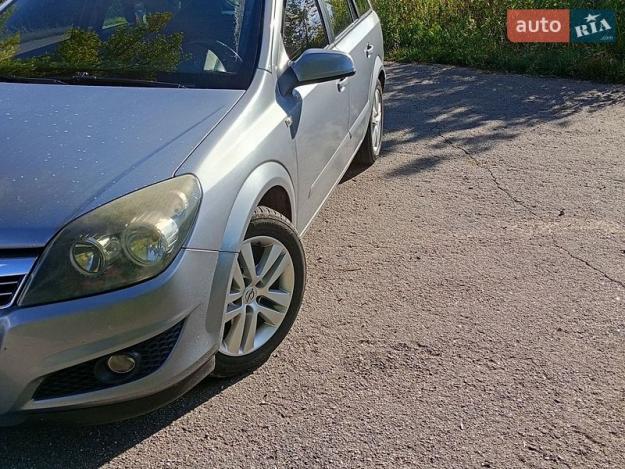 Opel Astra, 2009г. 1.6л. бензин Київ в кредит