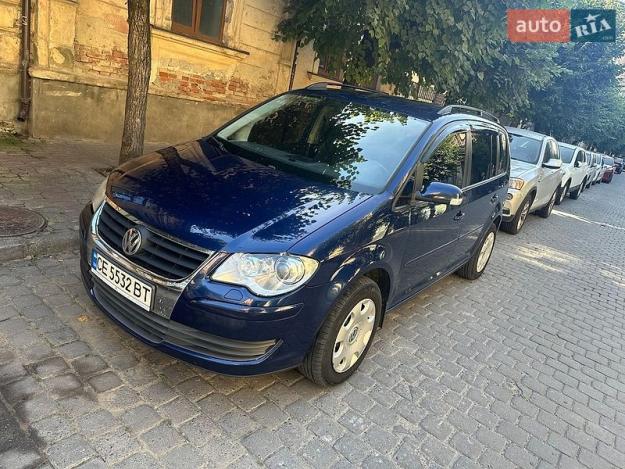 Volkswagen Touran, 2008г. 2.0л. дизель Чернівці в кредит