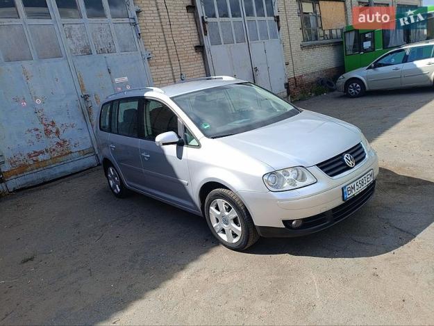 Volkswagen Touran, 2006г. 2.0л. бензин Суми в кредит