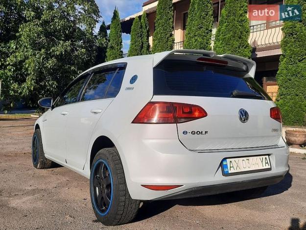 Volkswagen E-golf, 2018г. 0.0л. Електро Харків в кредит