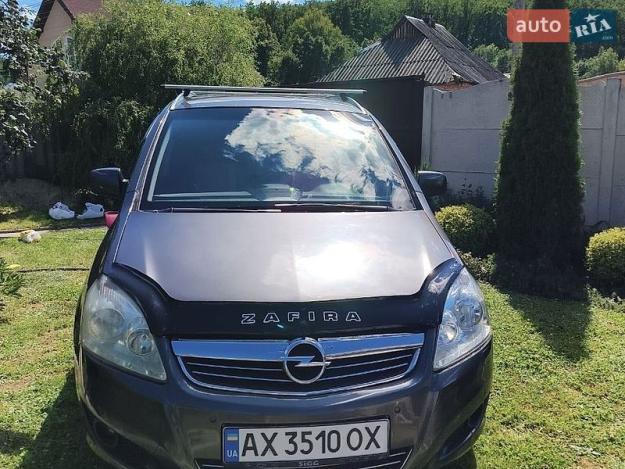 Opel Zafira, 2010г. 1.7л. дизель Харків в кредит