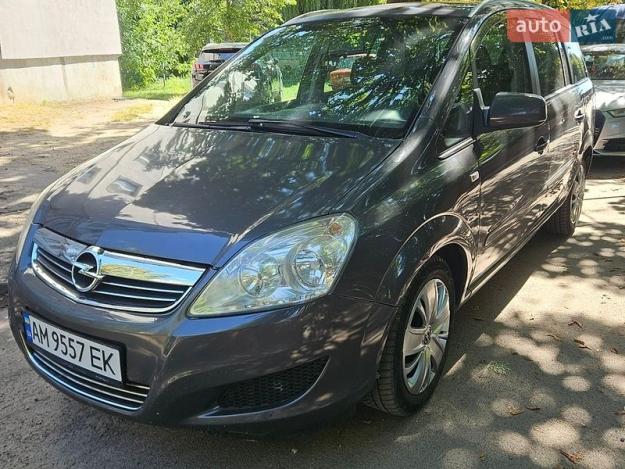Opel Zafira, 2010г. 1.7л. дизель Житомир в кредит