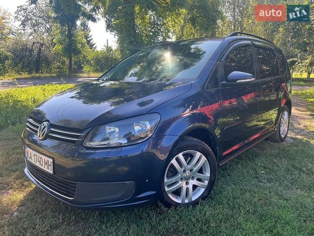 Volkswagen Touran, 2014г. 1.4л. бензин Київ в кредит