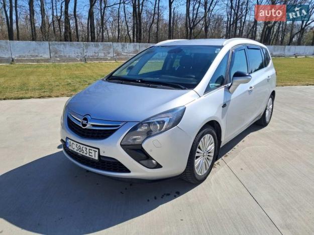Opel Zafira, 2012г. 2.0л. дизель Луцьк в кредит