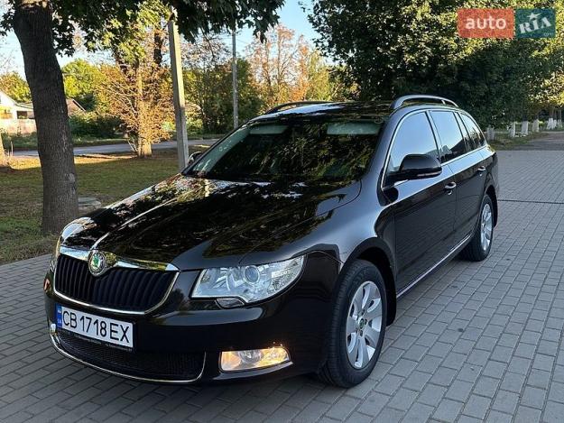 Skoda Superb, 2012г. 1.8л. бензин Чернігів в кредит