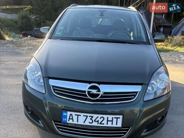 Opel Zafira, 2011г. 1.7л. дизель Івано-Франківськ в кредит
